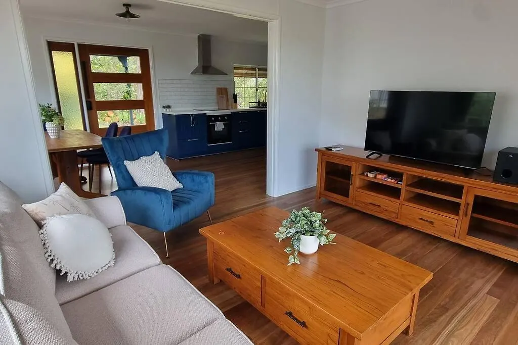 Serenity Cottage Retreat Woombye Holiday home
