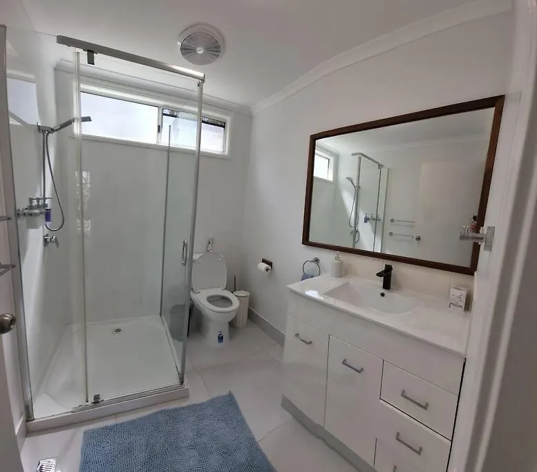 Serenity Cottage Retreat Woombye Holiday home